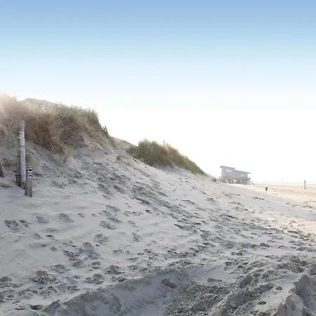 Het Strandplezier 公寓 *